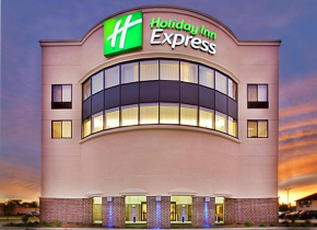  Holiday Inn Express- Waterloo/Cedar Falls, an IHG Hotel  Ватерлоо